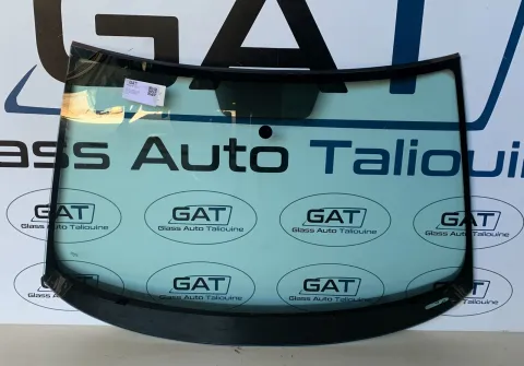 Photo GAT : Pare-brise AVO SKODA FABIA  HBK/WAGON 2014-, référence PFL0227
