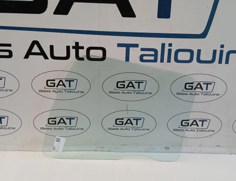 Photo GAT : Glace latérale gauche ISUZU FSR NM V, référence PFA0312