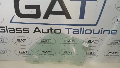 Photo GAT : Glace latérale gauche KIA 2700 -1- SUV 1997-03, référence PFA0350