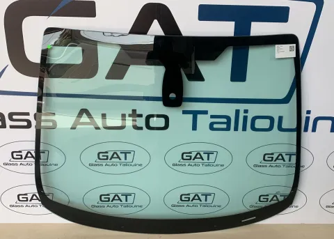 Photo GAT : Pare-brise FORD FIESTA HBK/SEDAN 2012-, référence PFA5175
