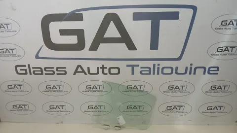 Photo GAT : Glace latérale gauche TOYOTA COROLLA- 4P- 2018-, référence TY-KE210-SED_RD/LH