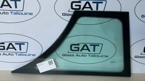 Photo GAT : Glace latérale JCB, référence SO000403