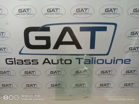 Photo GAT : Glace latérale gauche IVECO EUROCARGO / EUROTECH / EUROTRAKKER, référence PFA0739