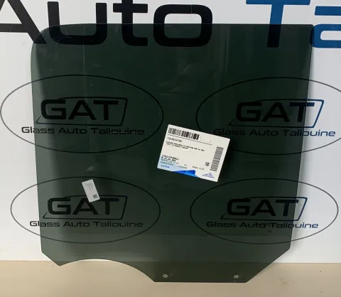 Photo GAT : Glace latérale gauche CITROEN BERLINGO 2018-/PEUGEOT PARTNER/OPEL COMBO, référence 1503654780