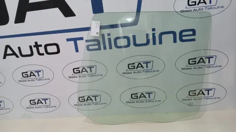 Photo GAT : Glace latérale gauche IVECO STRALIS ANCHO/S-WAY 2019, référence 3777LGNL2FD