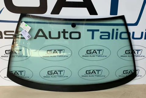 Photo GAT : Pare-brise VOLKSWAGAN GOLF A3 HBK/VENTO SEDAN 1991-94, référence SO000573