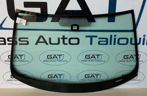 Photo GAT : Pare-brise VOLKSWAGAN JETTA 2005-, référence PFA5219