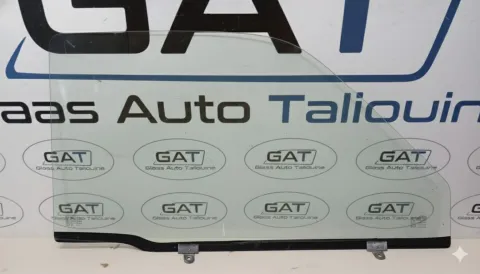 Photo GAT : Glace latérale gauche TOYOTA HILUX PICKUP 88-95 /4RUNNER SUV, référence PFA1873