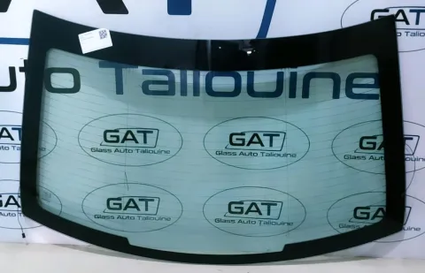 Photo GAT : Lunette arrière MERCEDES W204, référence 5364BGSSAB