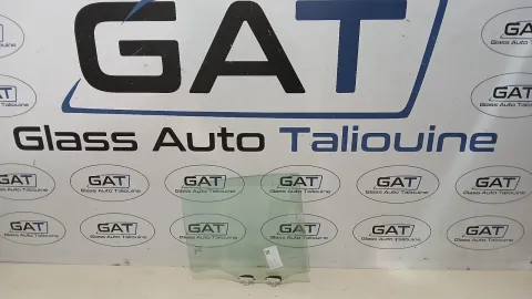 Photo GAT : Glace latérale droite TOYOTA COROLLA HBK -5P- 2018-, référence TY-KE210_RD/RH