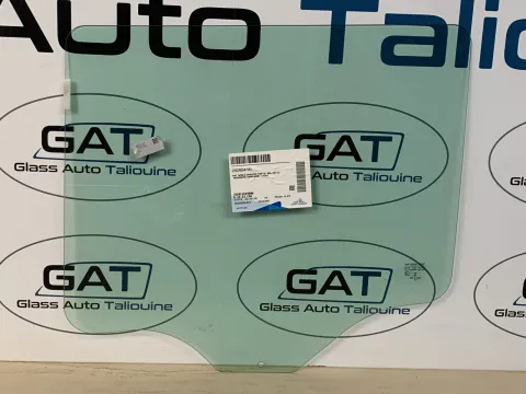 Photo GAT : Glace latérale gauche FIAT DOBLO VAN 2010-/OPEL COMBO 2011-18, référence 2202654730