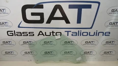 Photo GAT : Glace latérale droite KIA 2700 -1- SUV 1997-03, référence PFA0349