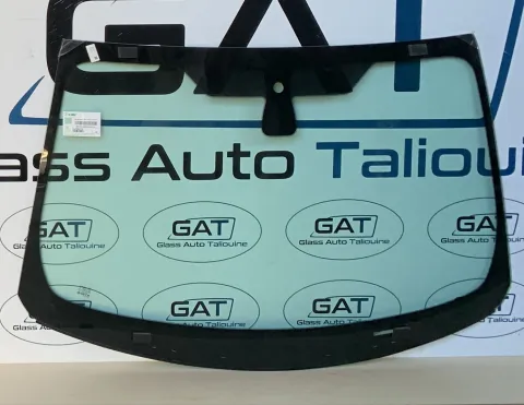 Photo GAT : Pare-brise FORD FOCUS HBK/SEDAN 2018-, référence FMC-FOCUS-IV-VCS