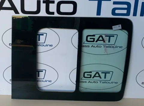 Photo GAT : Glace latérale gauche VOLKSWAGAN CADDY VAN 2004-15, référence SO000213