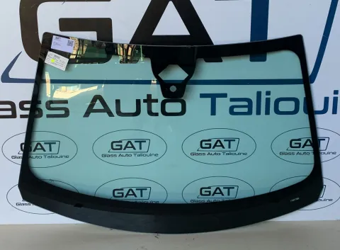 Photo GAT : Pare-brise PEUGEOT 308 5D T9 HBK/WAGON 21-, référence PFA5893