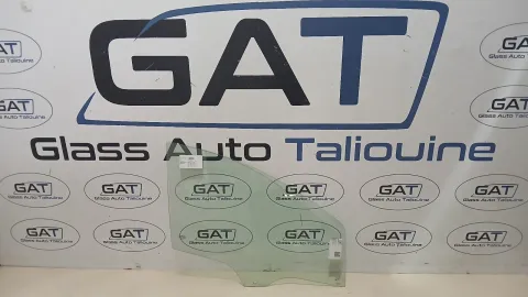 Photo GAT : Glace latérale droite FIAT GRANDE PUNTO HBK 2005-18 /LINEA SEDAN 07-18, référence PFA4039