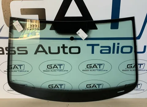 Photo GAT : Pare-brise VOLKSWAGAN PASSAT B6 SEDAN 2005-10, référence PFA5452