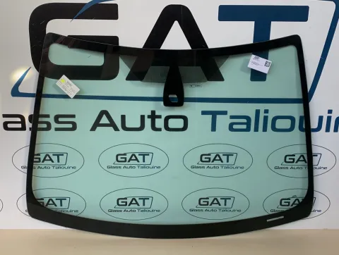 Photo GAT : Pare-brise FORD FOCUS HBK/SEDAN 2004-11, référence PFA5492