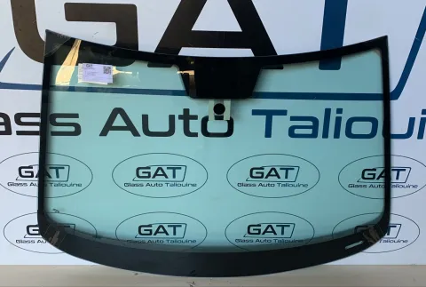 Photo GAT : Pare-brise AVO VOLKSWAGAN POLO HBK 2010-17, référence PFL0207