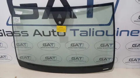 Photo GAT : Pare-brise VW TOURAN 2016 -, référence 8630AGACMVZ1C