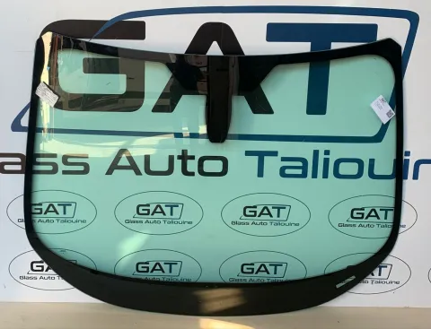 Photo GAT : Pare-brise FORD TRANSIT CONNECT V408 2014, référence PFA5133