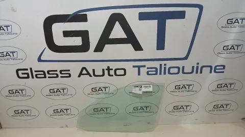 Photo GAT : Glace latérale gauche VOLKSWAGAN GOLF A4 1997-04, référence PFA4104