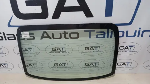 Photo GAT : Lunette arrière HYUNDAI ACCENT/VERNA RB SEDAN/HBK 2024, référence ACCENT-23 RW/H/X
