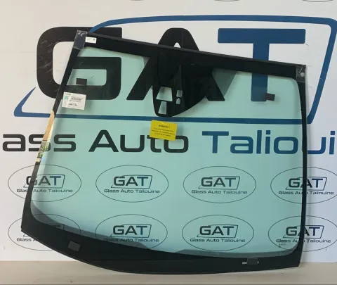 Photo GAT : Pare-brise HONDA FIT JAZZ  T5A 2013, référence 4018AGNCMV_LFW/X