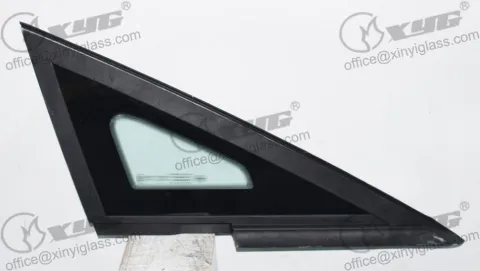 Photo GAT : Déflecteur droit FORD FIESTA MK6 3D HBK 2008-17, référence SO000245