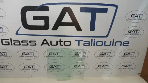 Photo GAT : Glace latérale droite RENAULT LOGAN SEDAN 2013-2020, référence PFA1079