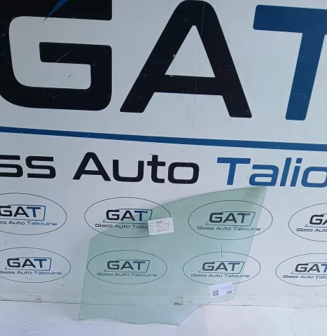 Photo GAT : Glace latérale gauche PEUGEOT 208 HBK/SUV 2012-18, référence PFA4081